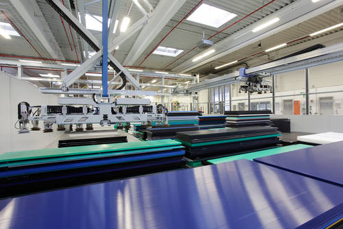 Die Halbzeuge von Murdotec Kunststoffe sind in diversen Plattenformate ab Lager erhältlich